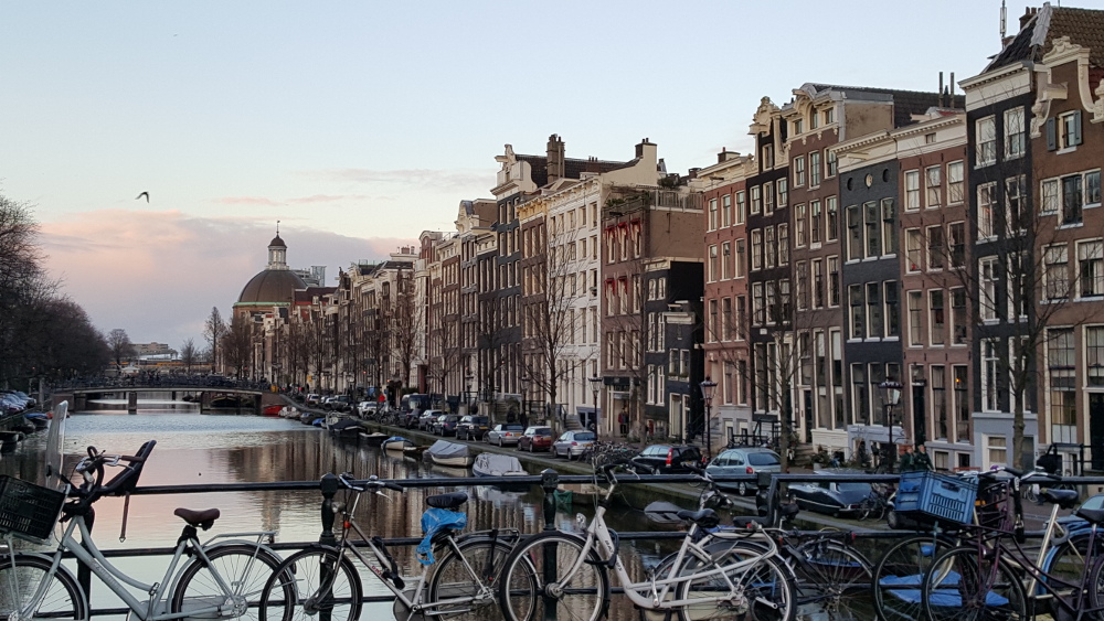 Amsterdam_landscape_small